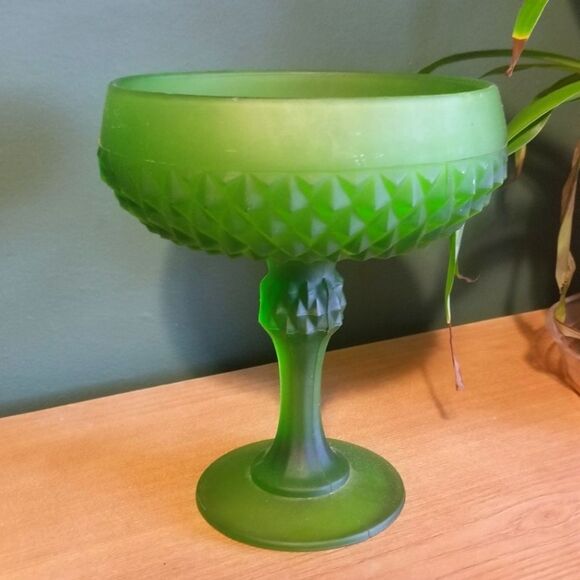 Indiana Glass Diamond Point Frosted Green Compote Centerpiece - Picture 1 of 3